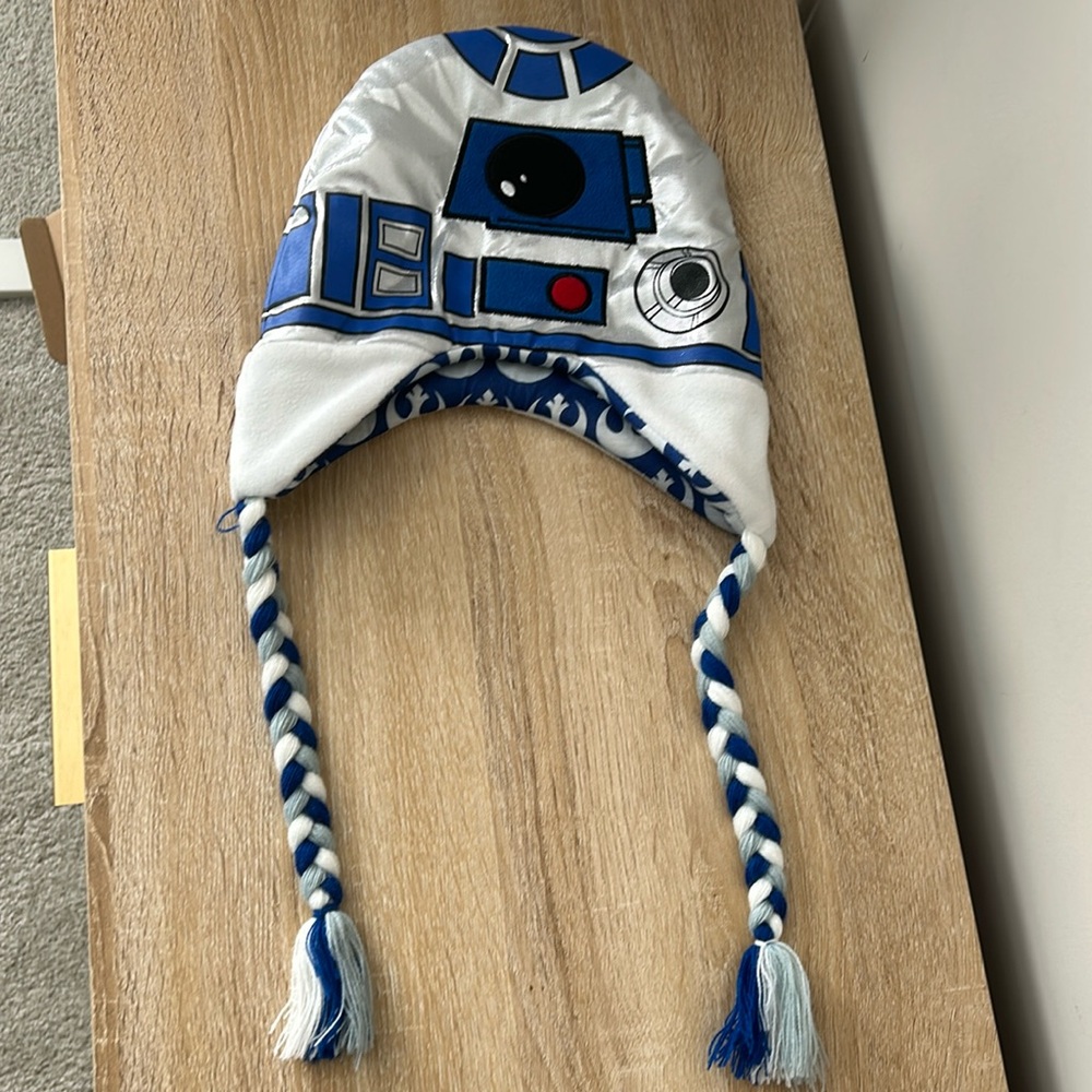 R2D2 winter hat kids